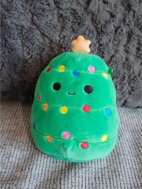 Squishmallows Green Christmas Tree Plush with Multicolor Lights
